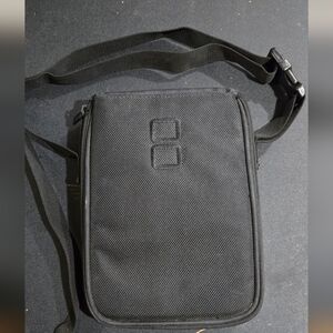 Nintendo DS Lite sling carrying case